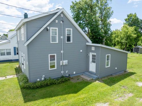 22 Liberty St, Swanton, VT, 05488-1112 | Card Image