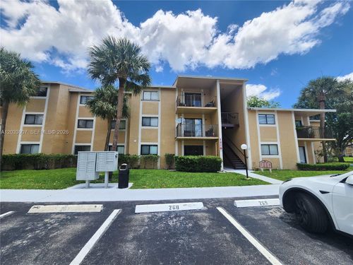 205-9491 Palm Cir S, Pembroke Pines, FL, 33025-1198 | Card Image