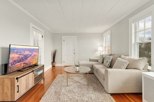 2-54 Edgecliff Rd, Watertown, MA, 02472-3546 | Card Image