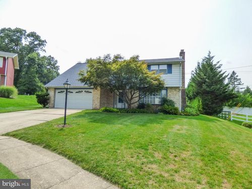 410 Folkstone Ct, YORK, PA, 17402-4224 | Card Image