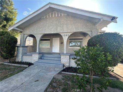 1085 Raymond Ave, Long Beach, CA, 90804 | Card Image