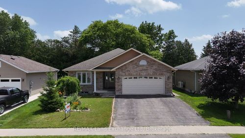 401 Carling Terr, Wingham, ON, N0G2W0 | Card Image
