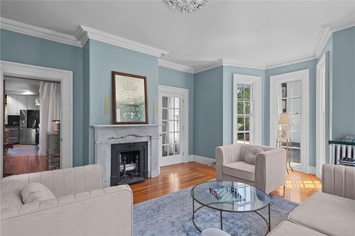 16 Sherman St, Newport, RI, 02840-2924 | Card Image