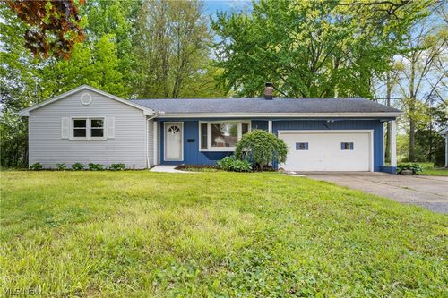 5425 Sheridan Rd, Youngstown, OH, 44514-1246 | Card Image
