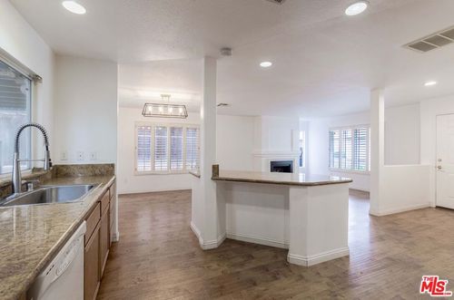 1060 Harbor Village Dr, Harbor City, CA, 90710 | Card Image