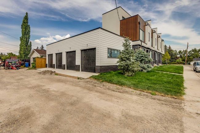 3927 65 St Nw, Townhouse with 3 bedrooms, 3 bathrooms and 1 parking in Calgary AB | Image 31