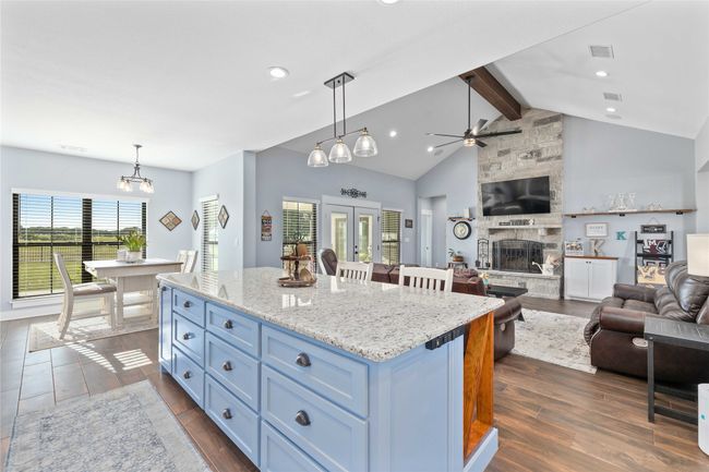 7504 Jibe Cir, House other with 3 bedrooms, 3 bathrooms and null parking in Brownwood TX | Image 14
