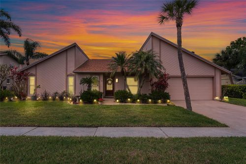 6104 Schooner Way, TAMPA, FL, 33615-3641 | Card Image