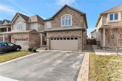 147 Royal Winter Dr, House other with 3 bedrooms, 4 bathrooms and 6 parking in Binbrook ON | Image 3