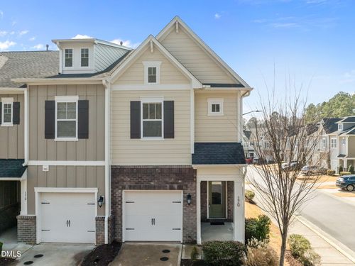 170 Manordale Dr, Chapel Hill, NC, 27517-9622 | Card Image