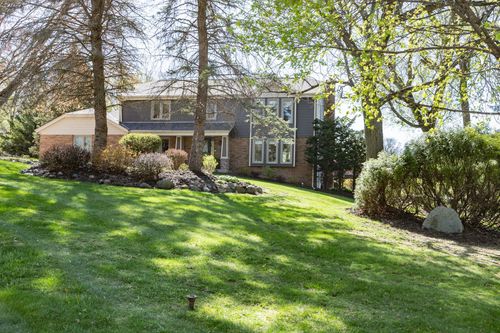 1310 Centennial Ct, Brookfield, WI, 53045-5350 | Card Image