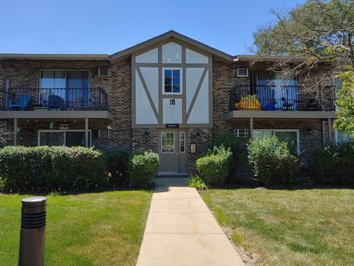10-206-9s025 Lake Dr, Willowbrook, IL, 60527-2530 | Card Image