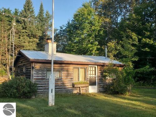 5172 S M 33, Alger, MI, 48610-9527 | Card Image