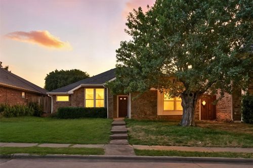607 White Oak St, Allen, TX, 75002-5276 | Card Image
