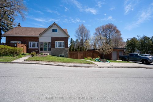 b-3 Lakehurst Dr, Scarborough, ON, M1N1G7 | Card Image