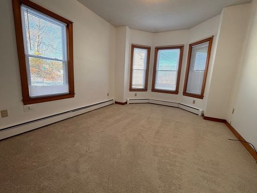 1-5 Spruce St, Clinton, MA, 01510-2720 | Card Image