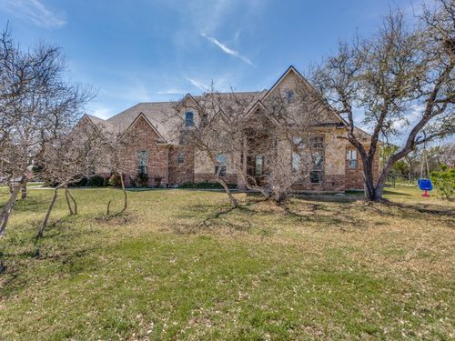 146 Fawna Dr, Azle, TX, 76020-1494 | Card Image