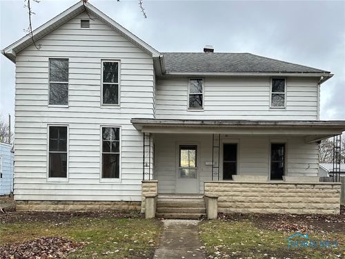 430 W Center Street, Fostoria, OH, 44830 | Card Image