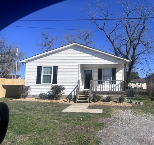 611 Park Ave, Manchester, TN, 37355-2087 | Card Image