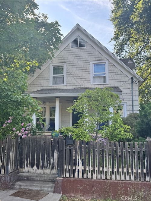 330 W 14th St, Chico, CA, 95928 | Card Image