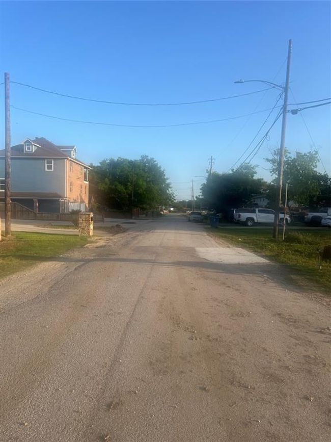 122 N 3 Rd St, Home with 0 bedrooms, 0 bathrooms and null parking in South Houston TX | Image 8