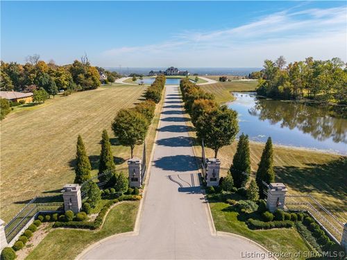 2 Chateaux Des Chambord, Floyds Knobs, IN, 47119 | Card Image