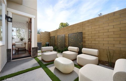 640 Gadwall, Irvine, CA, 92618-5931 | Card Image