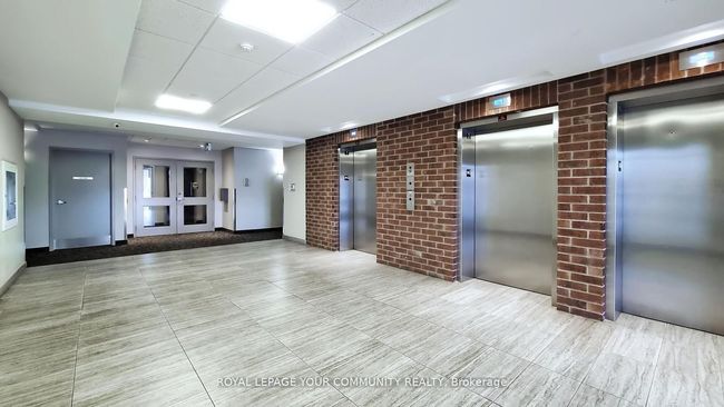 321 - 39 New Delhi Dr, Condo with 2 bedrooms, 1 bathrooms and null parking in Markham ON | Image 5