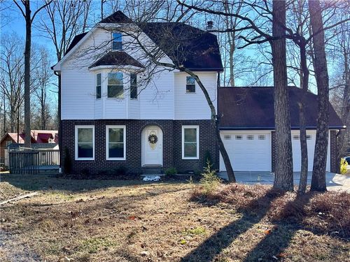 119 Brandon Ln, Trinity, NC, 27370-9358 | Card Image