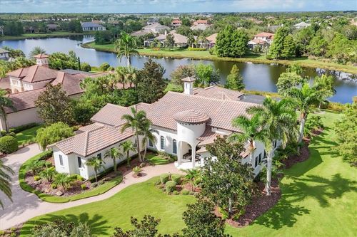 16404 Clearlake Ave, LAKEWOOD RANCH, FL, 34202-2151 | Card Image