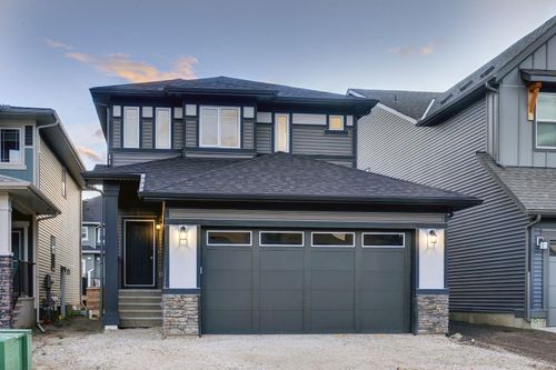 891 Langholm Dr Se, Airdrie, AB, T4A3R2 | Card Image