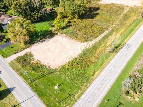 911 Washington St, Spencerport, NY, 14559-9703 | Card Image