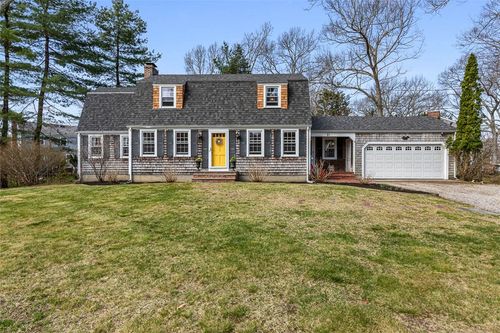 21 Old Chimney Road, Barrington, RI, 02806 | Card Image