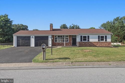 17519 Stone Valley Dr, HAGERSTOWN, MD, 21740-7752 | Card Image