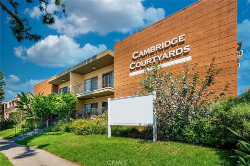 24-17931 Devonshire St, Northridge, CA, 91325-1616 | Card Image