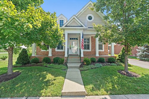 2001 Barclay Ln, Franklin, TN, 37064-5070 | Card Image