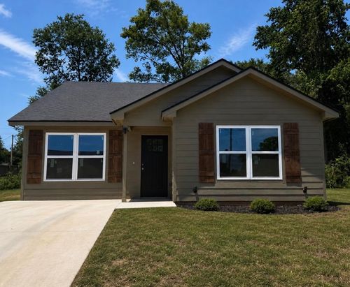 219 E Fleming, Longview, TX, 75604 | Card Image
