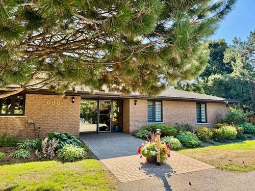 6-685 Whitaker St, Peterborough, ON, K9H7K3 | Card Image