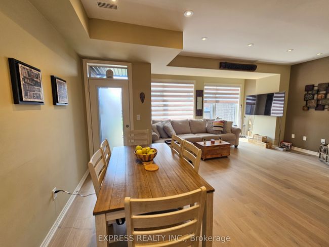 279 Moody Dr, House attached with 3 bedrooms, 3 bathrooms and 2 parking in Kleinburg ON | Image 16