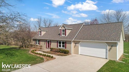 51980 Romeo Plank Rd, Macomb, MI, 48042-4124 | Card Image