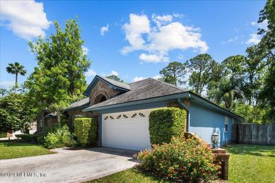 1588 Marshside Drive, House other with 4 bedrooms, 2 bathrooms and null parking in Jacksonville Beach FL | Image 2