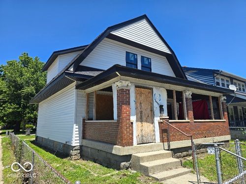 3902 E Michigan St, Indianapolis, IN, 46201-3502 | Card Image
