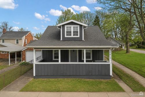 1810 Manse Rd, Waterford, MI, 48328-1629 | Card Image
