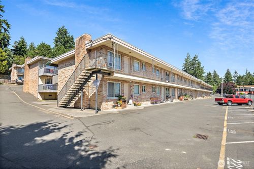 6630 202nd St Sw, Lynnwood, WA, 98036-5936 | Card Image