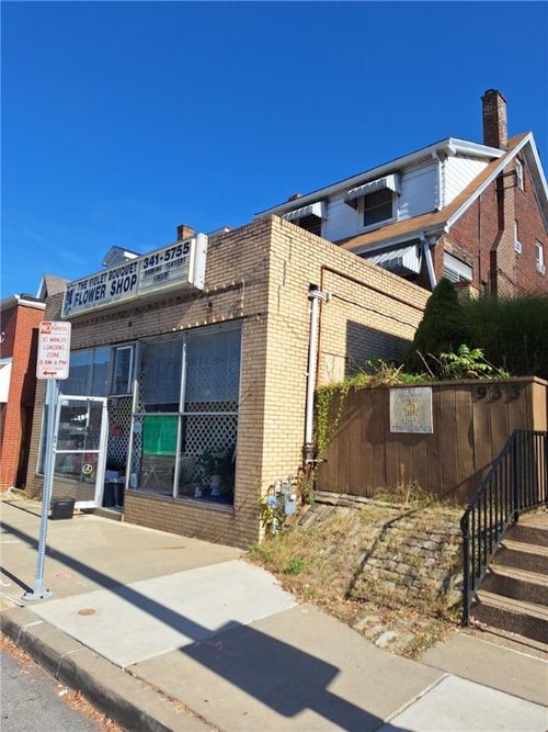 931 Brookline Blvd, Brookline, PA, 15226-2105 | Card Image