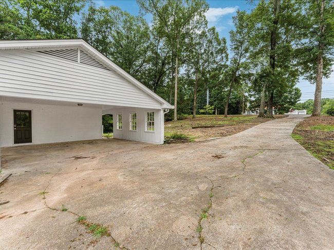 1110 Upper Hembree Rd, House other with 2 bedrooms, 2 bathrooms and null parking in Roswell GA | Image 5