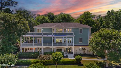 1054 Marshside Way, Belville, NC, 28451-7418 | Card Image