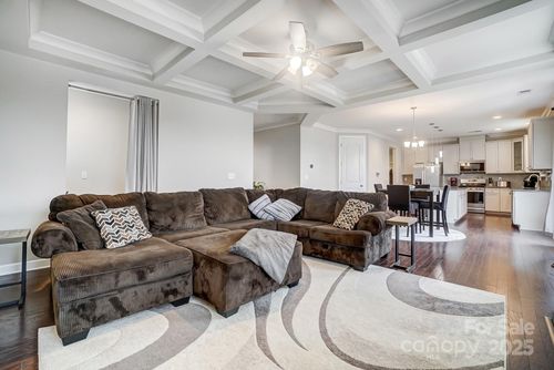 10161 Castlebrooke Dr, Concord, NC, 28027-0083 | Card Image