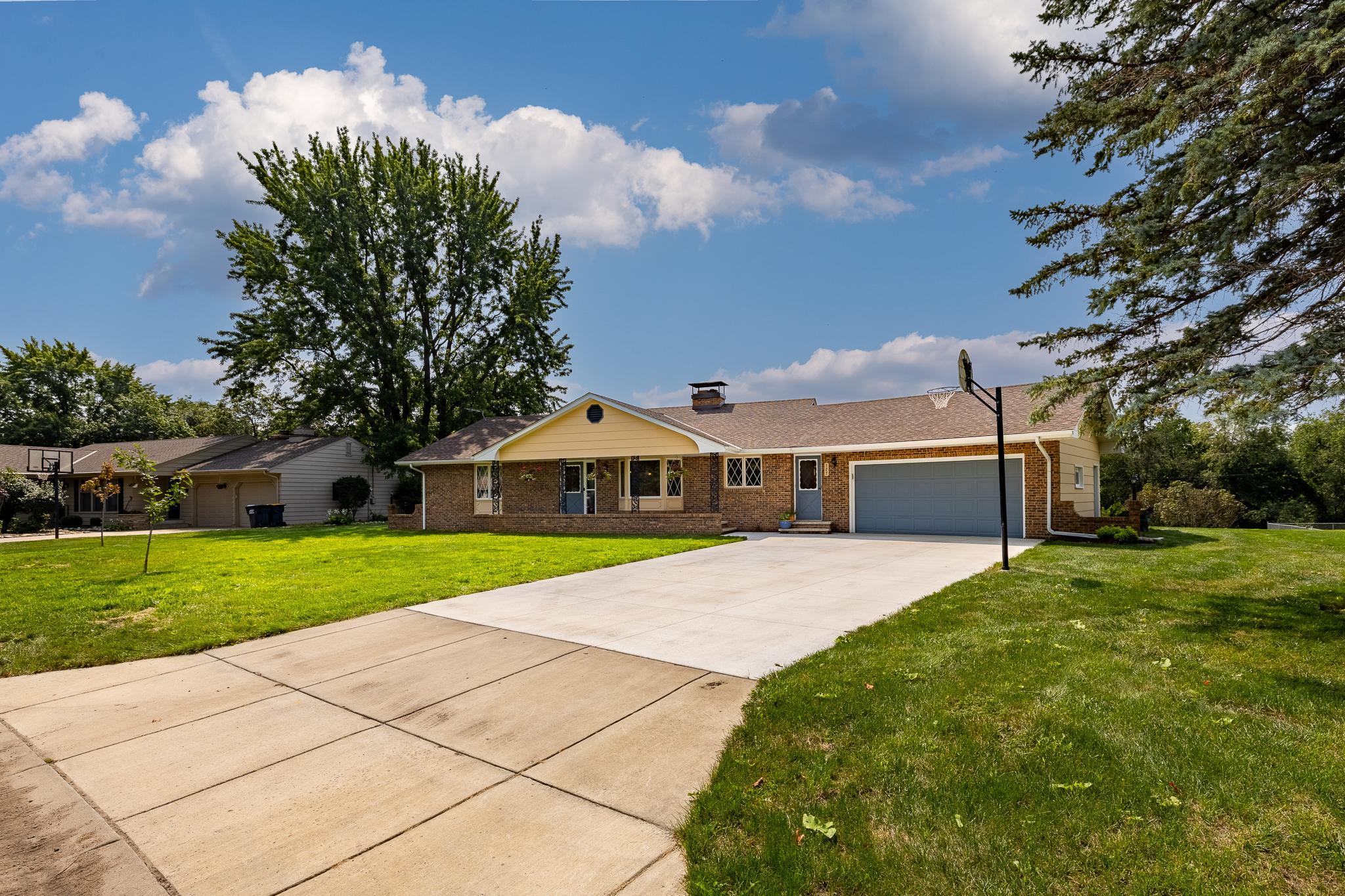 Hillcrest Dr, Belle Plaine, MN 56011