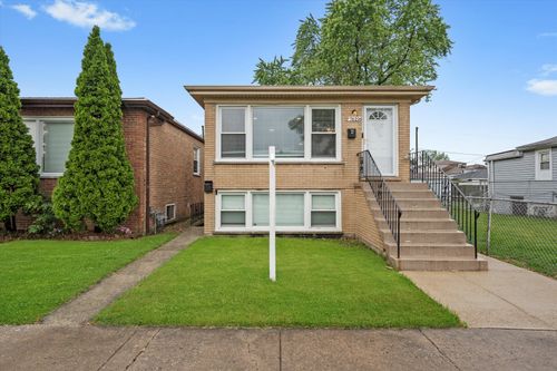 7619 W 63rd Pl, Summit, IL, 60501-1801 | Card Image